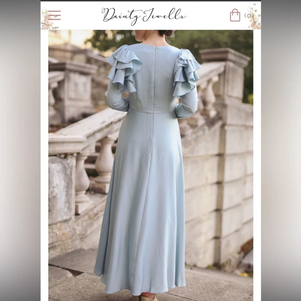 Flash sale! 🩵Dainty Jewells madame Monet dress - Picture 7 of 9